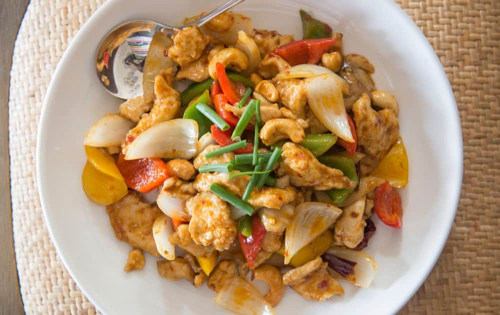 kip met cashewnoten kip met cashewnoten