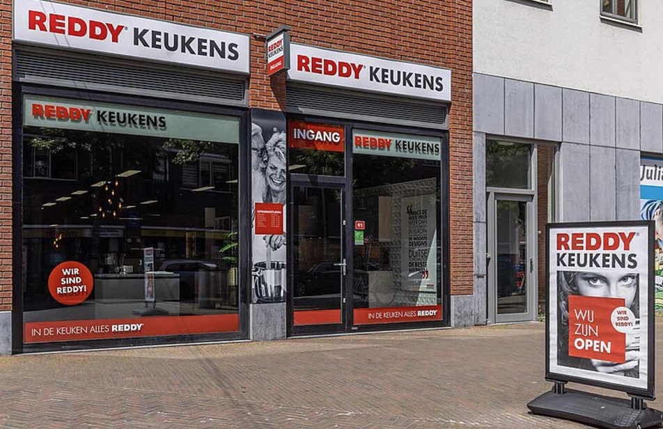 reddy keukens voorgevel