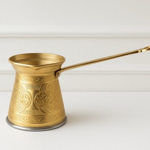Mevaz Luxe Handgemaakte Turkse Koffiepot (Cezve) - 450 ml - Goudkleurig Koper met Gravure - Traditionele Ottoman Stijl - Geschikt voor Turkse Koffie & Espresso - Authentieke Koperen Koffiekan met Lange Handgreep