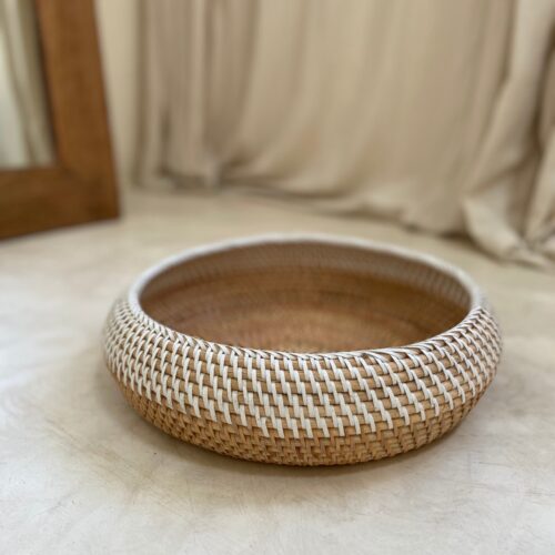 Rotan / Rieten schaal 30 cm bruin wit - decoratieschaal- serveerschaal - broodmand